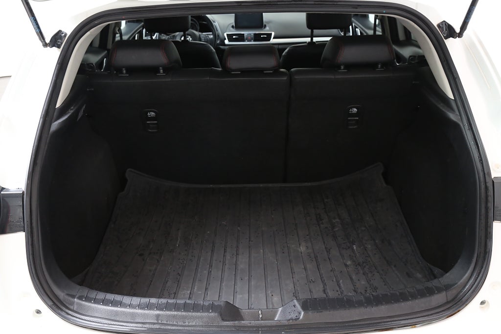 Mazda 3 2,2 DE SKYACTIV-D Optimum Aut Head-up BOSE Skinn Drag 2015