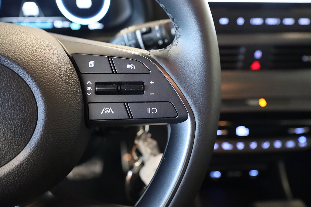 Hyundai Bayon 1.0 T-GDI Advance Aut Kamera Navi CarPlay