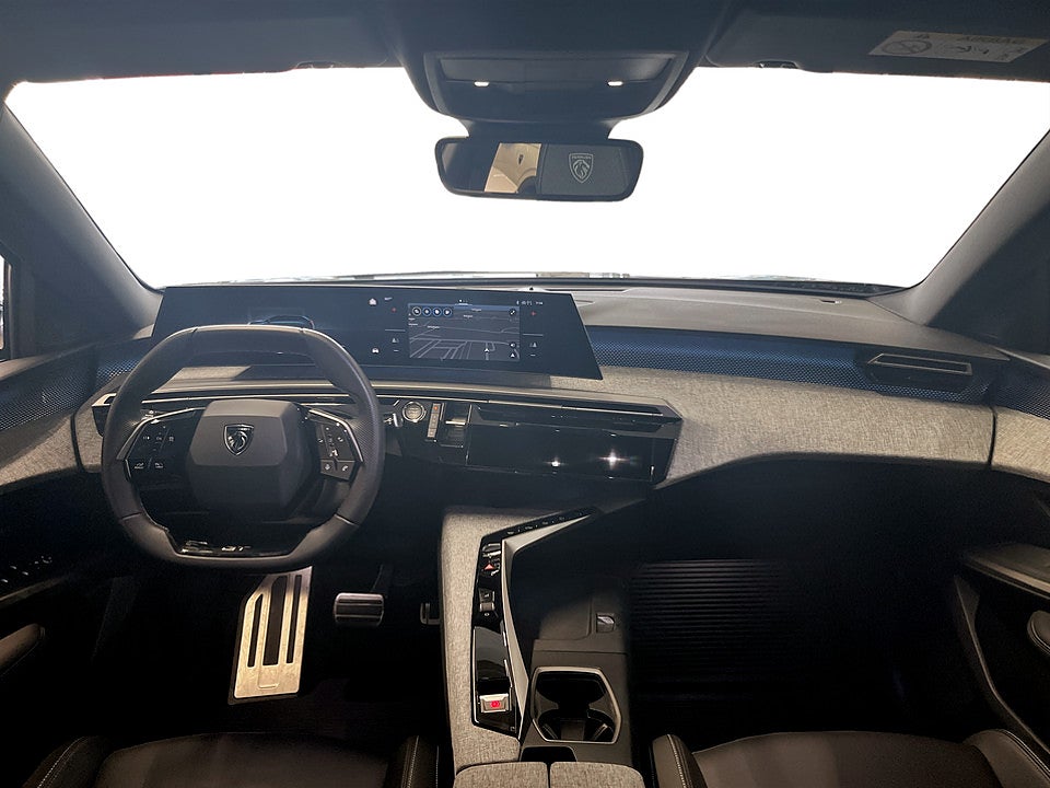 Bild på Peugeot 5008 GT Hybrid 145hk Aut 7-SITS B-KAMERA CARPLAY