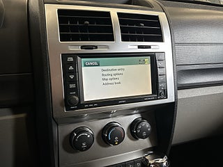 Dodge Nitro 3.7 V6 AWD S&V-hjul/Psens/Navi/Sätesvärm/Bluetooth
