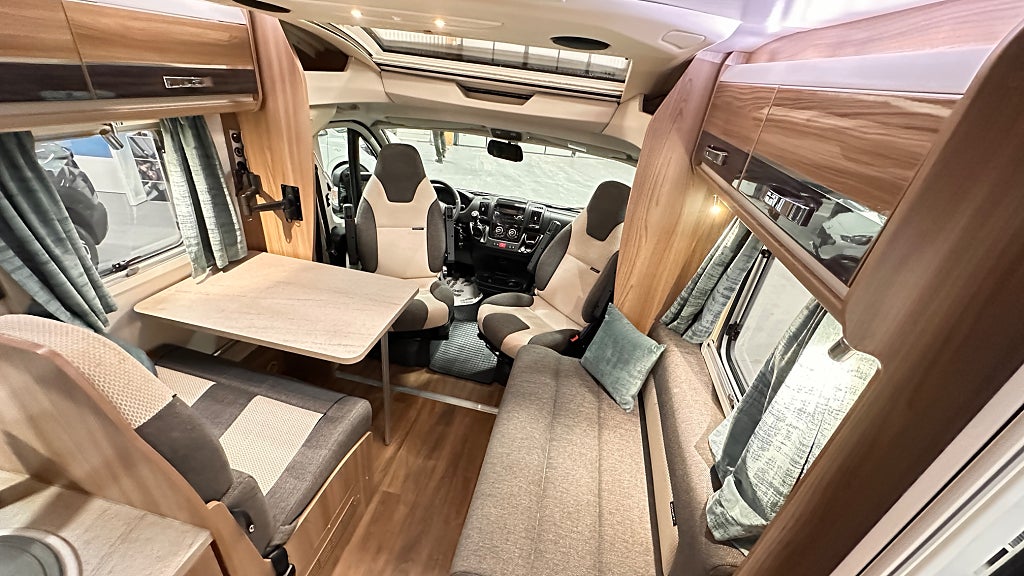 Swift 794 QB Toscane 150HK, Dubbelsäng, 1 ägare thumbnail