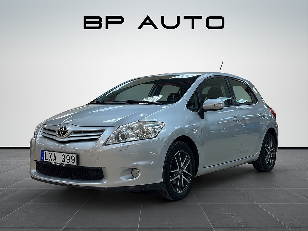 Toyota Auris 5-dörrar 1.6 Automat MultiMode Plus PDC 132hk