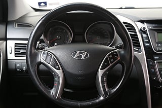 Kombi Hyundai i30 16 av 23