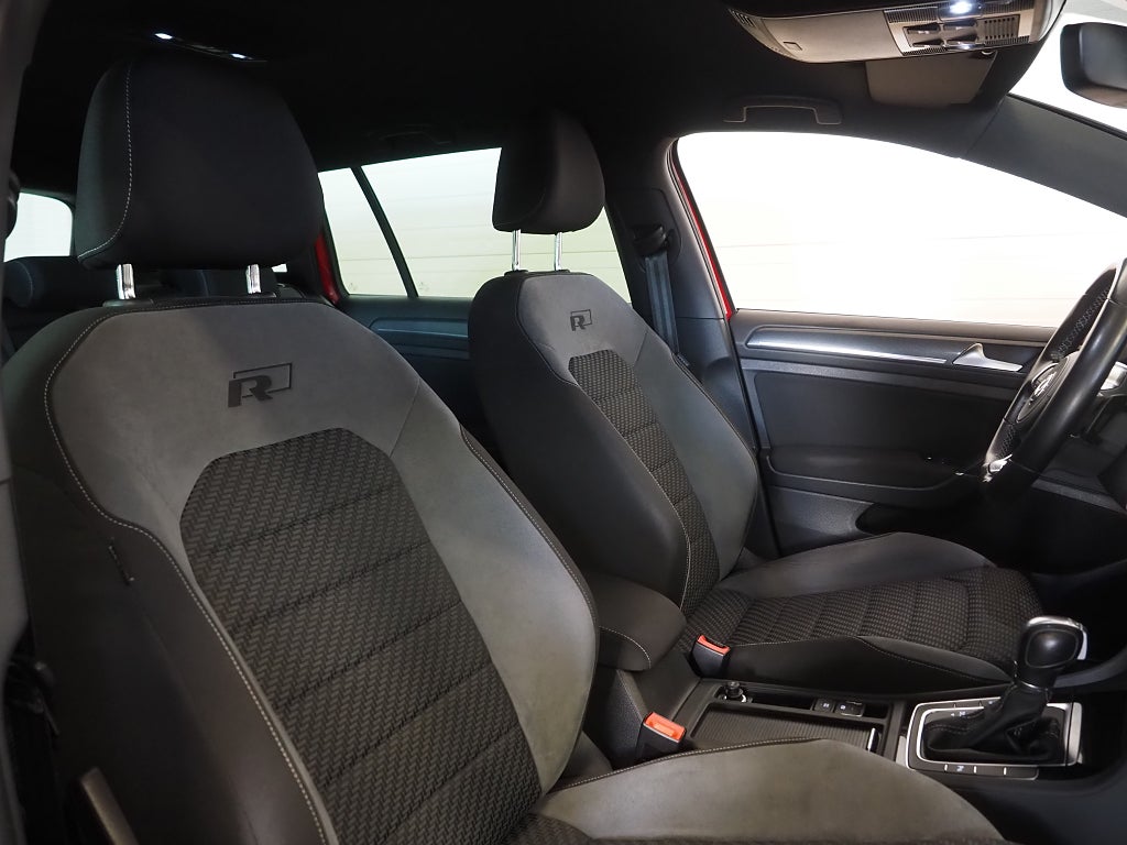 Volkswagen Golf SC TSI 150hk R-Line |Drag|Värmare|Dynaudio| 2018