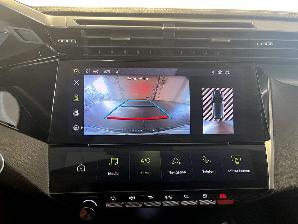 Bild på Peugeot 308 5D GT 1.2 PT 130hk Aut B-KAMERA CARPLAY