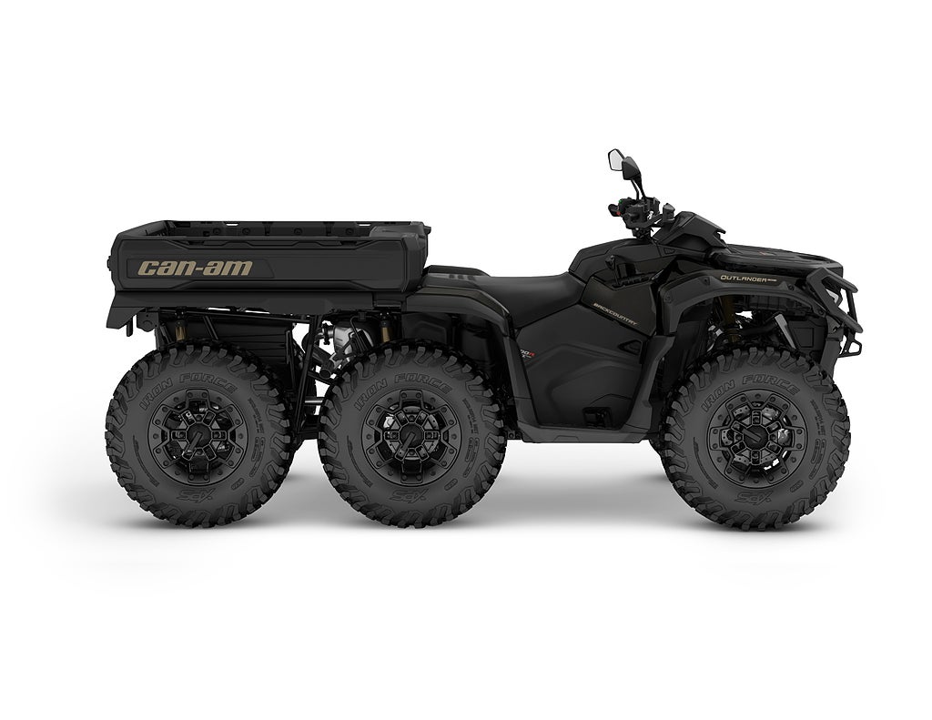 Can-Am Outlander 6x6 Backcountry T 1000R - Förhandsboka