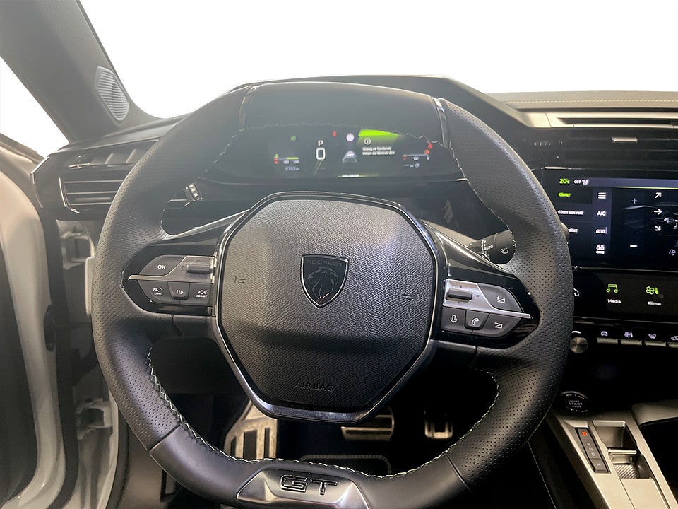 Bild på Peugeot 408 GT Hybrid 145hk Aut B-KAMERA ELSTOL NAV