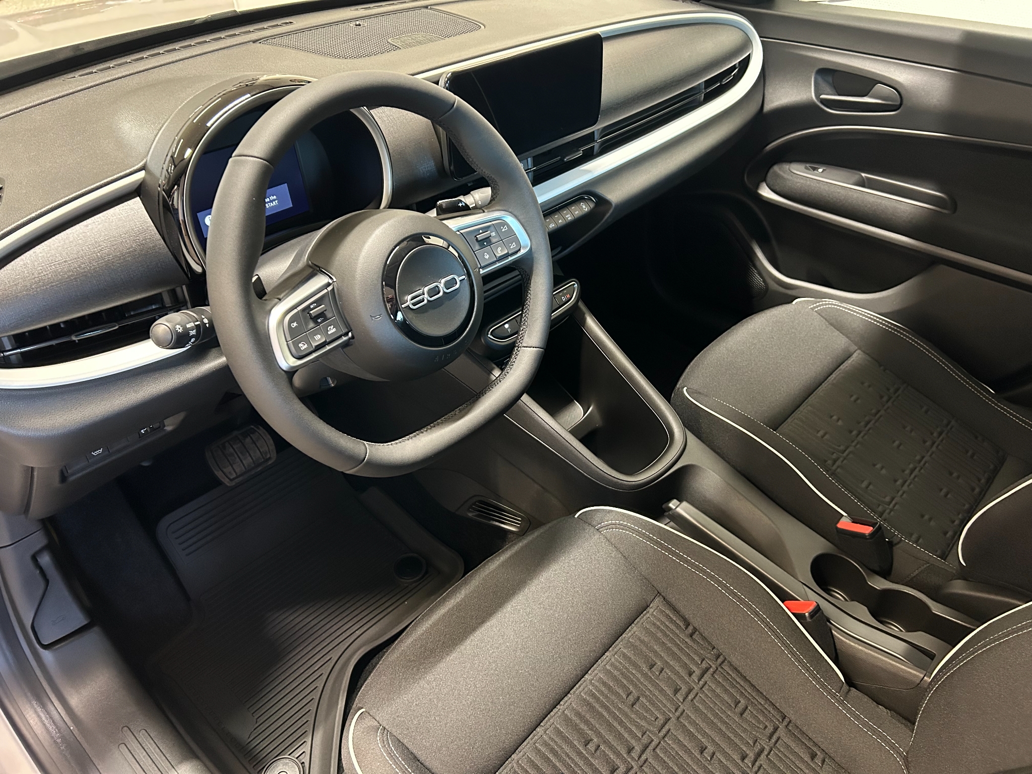 Fiat 600 Hybrid eDCT Euro 6 2024, bild 7/40