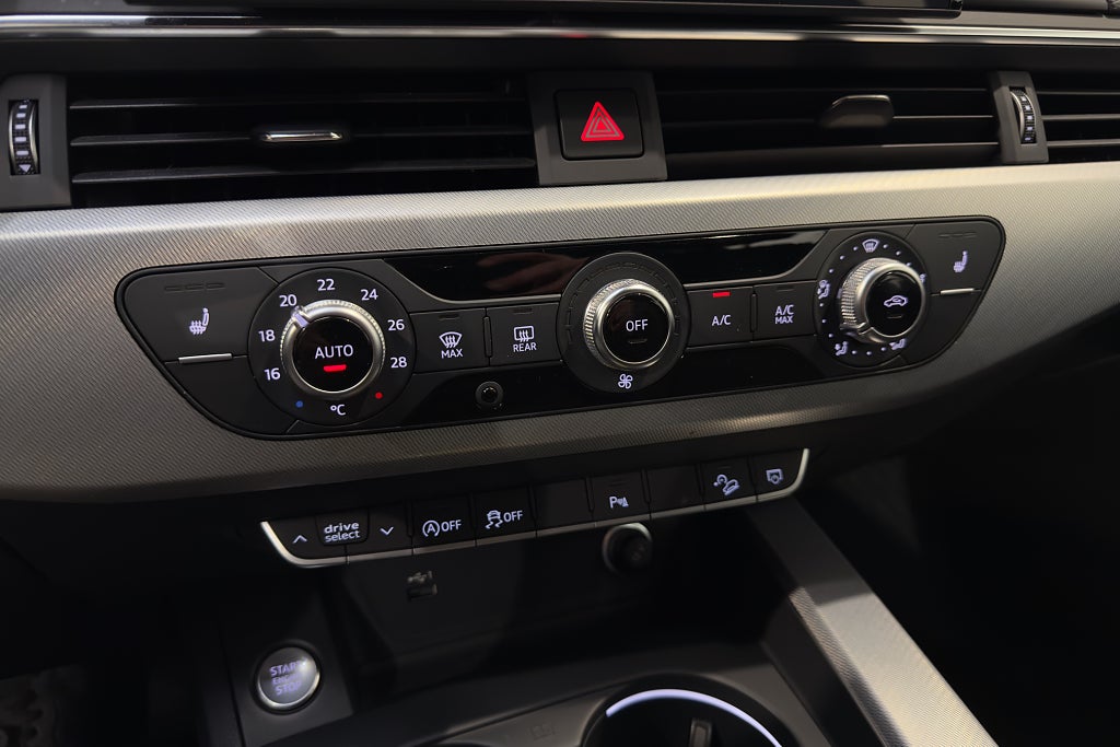 Audi A4 2023 - miniatyr 18