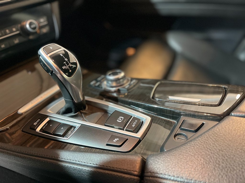 BMW ActiveHybrid 5 Steptronic, 8-trinn, 340ps, 2013