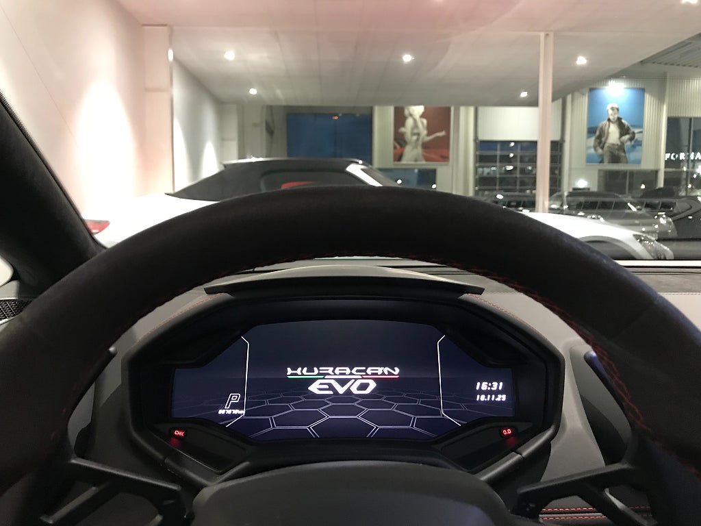 Lamborghini Huracán 2022 - miniatyr 12