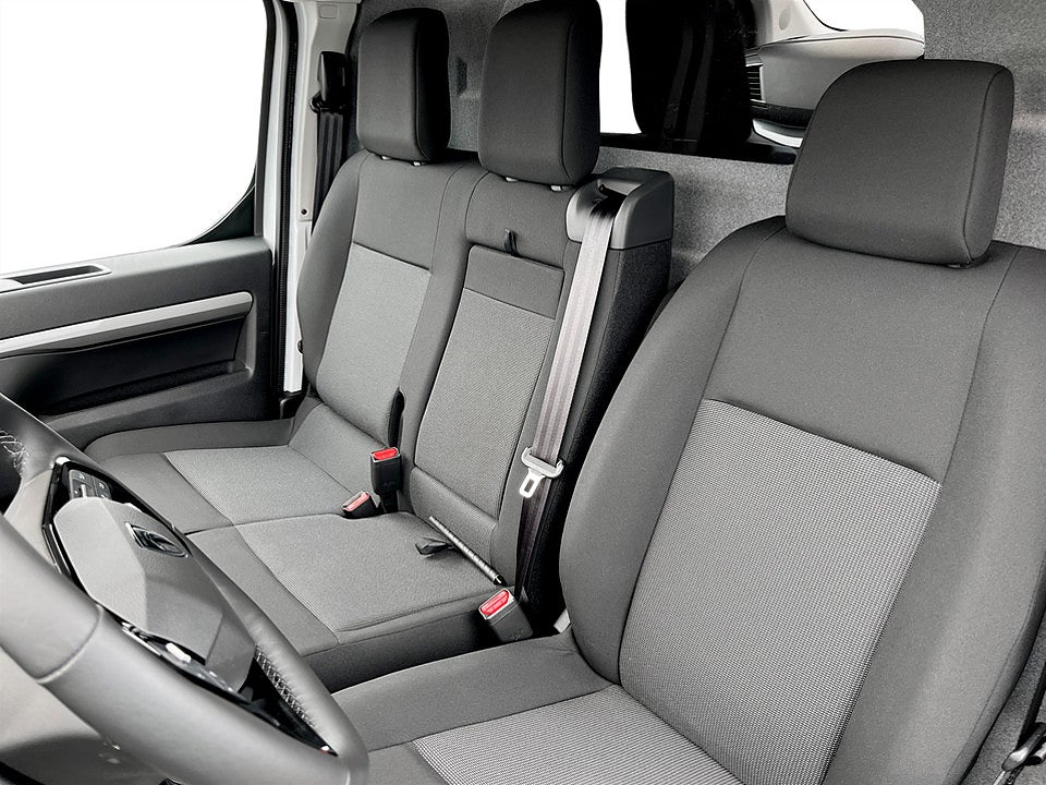 Bild på Peugeot Expert Plus 150hk Aut L2 - EDITION! Värmare & Dragkrok