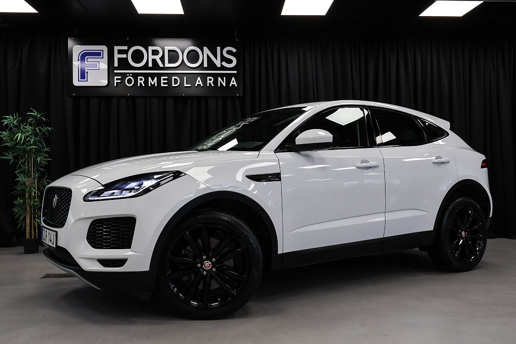 Jaguar E-Pace *SÅLD* E-Pace P200 S AWD | 20" | Black Pack | Meridian 