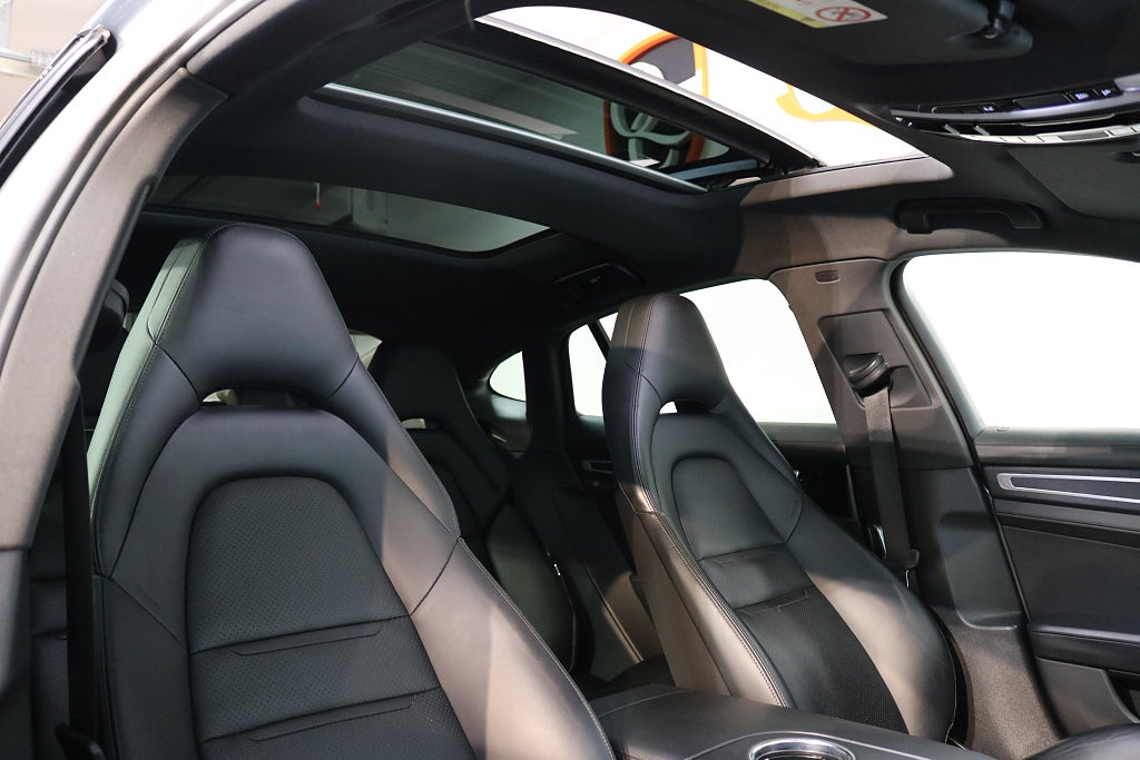 Porsche Panamera 2020 - miniatyr 21