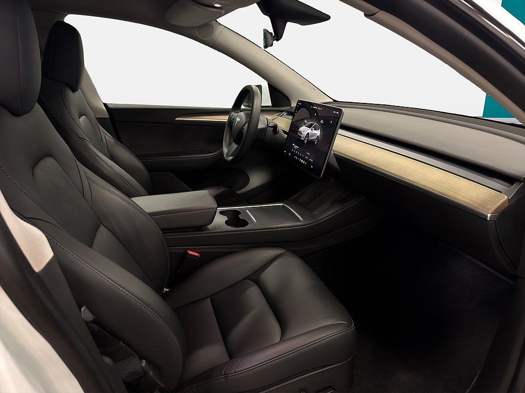 Tesla Model Y Stnd Range, Autopilot, Dragkrok, Pano, Läder, MOMS