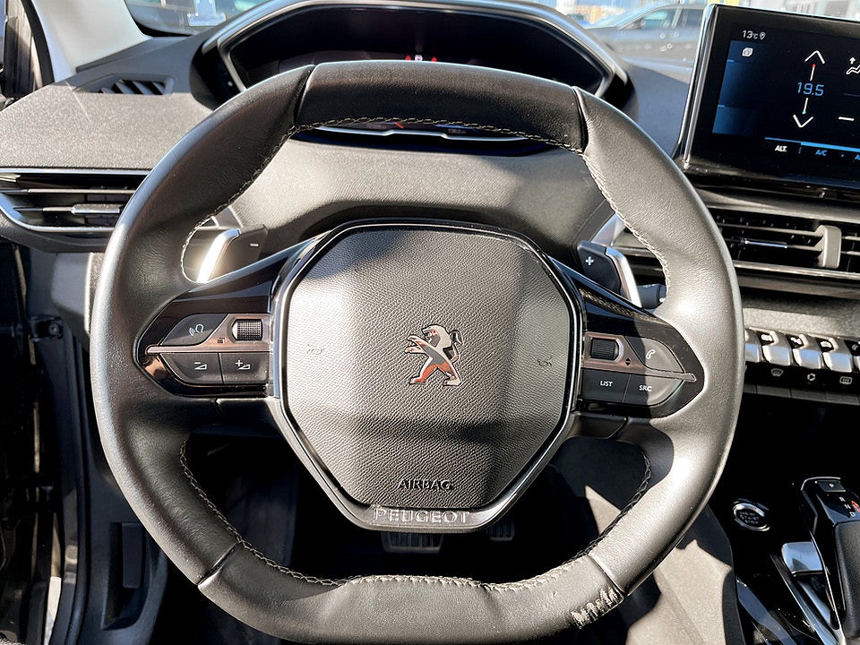 Bild på Peugeot 3008 Allure Pack 1.2 PT 130hk AUT - KAMPANJ 0% RÄNTA 36 MÅNADER