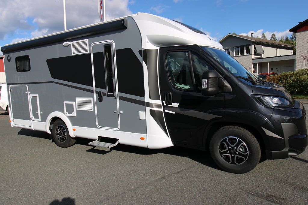 Sunlight T 68 2026 5 Bälten 180 Hk   Automat 4400 Kg