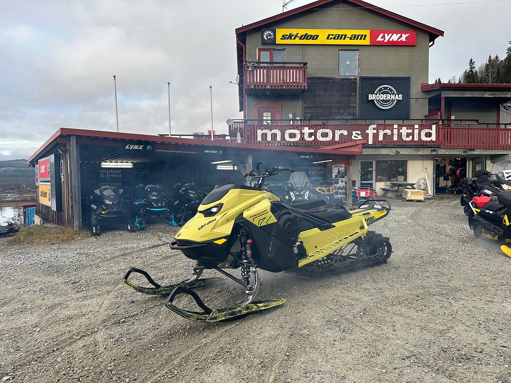 Ski-Doo Freeride 146" 850 E-Tec Turbo R -25 