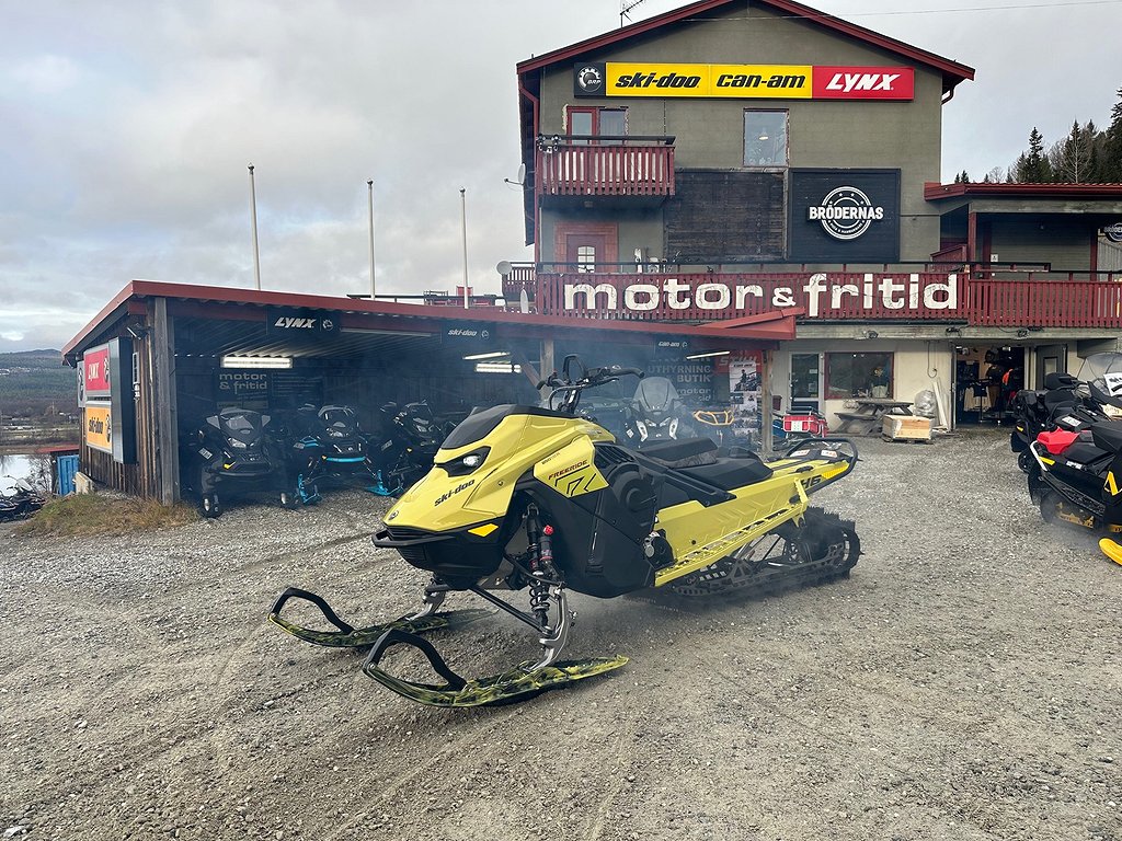 Ski-Doo Freeride 146" 850 E-Tec Turbo R -25 