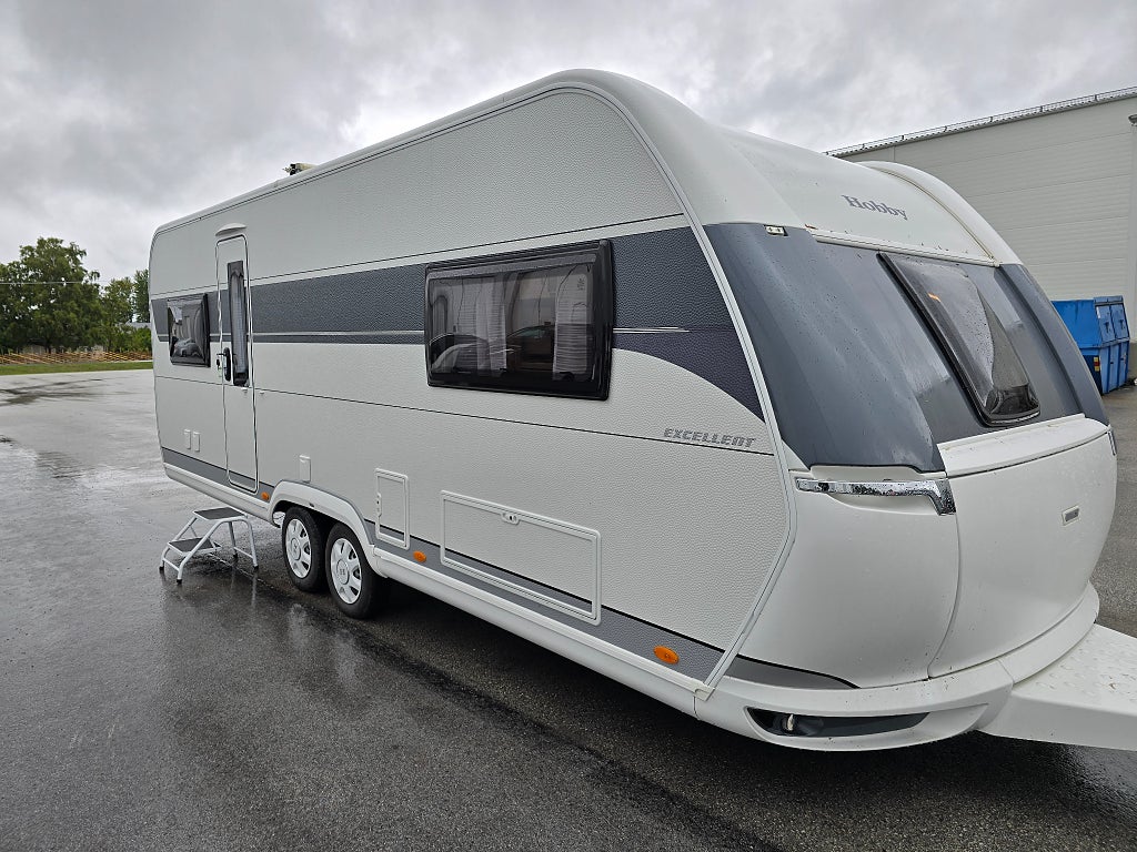 Hobby 620 CL Excellent *Långbäddar *Förtält *Solceller 