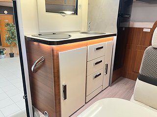 Husbil-alkov Elnagh BARON 26 13 av 27