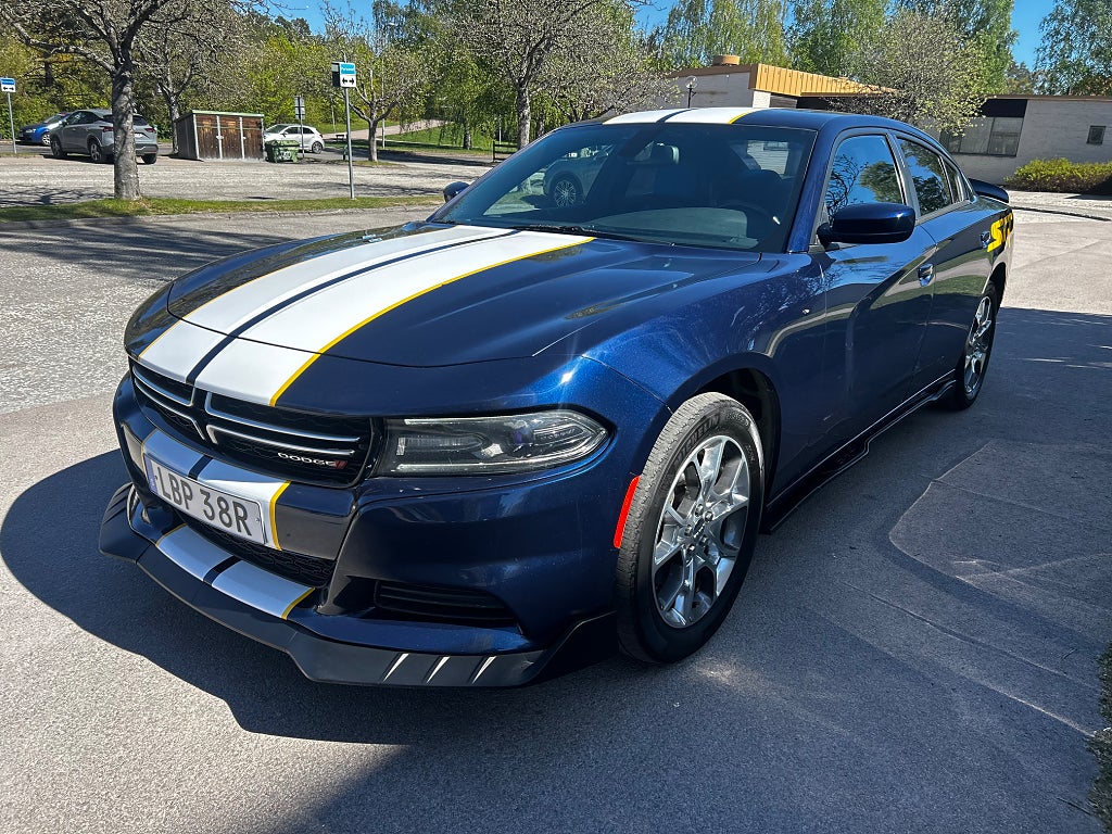 Dodge Charger 3.6 V6 4WD TorqueFlite | Blå klädsel | Ny besiktad