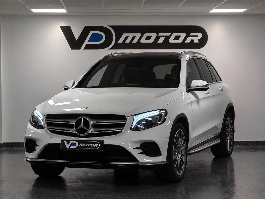 Mercedes-Benz GLC 220 d 4M AMG Pano Burmester Värmare B-Kam Drag 170hk