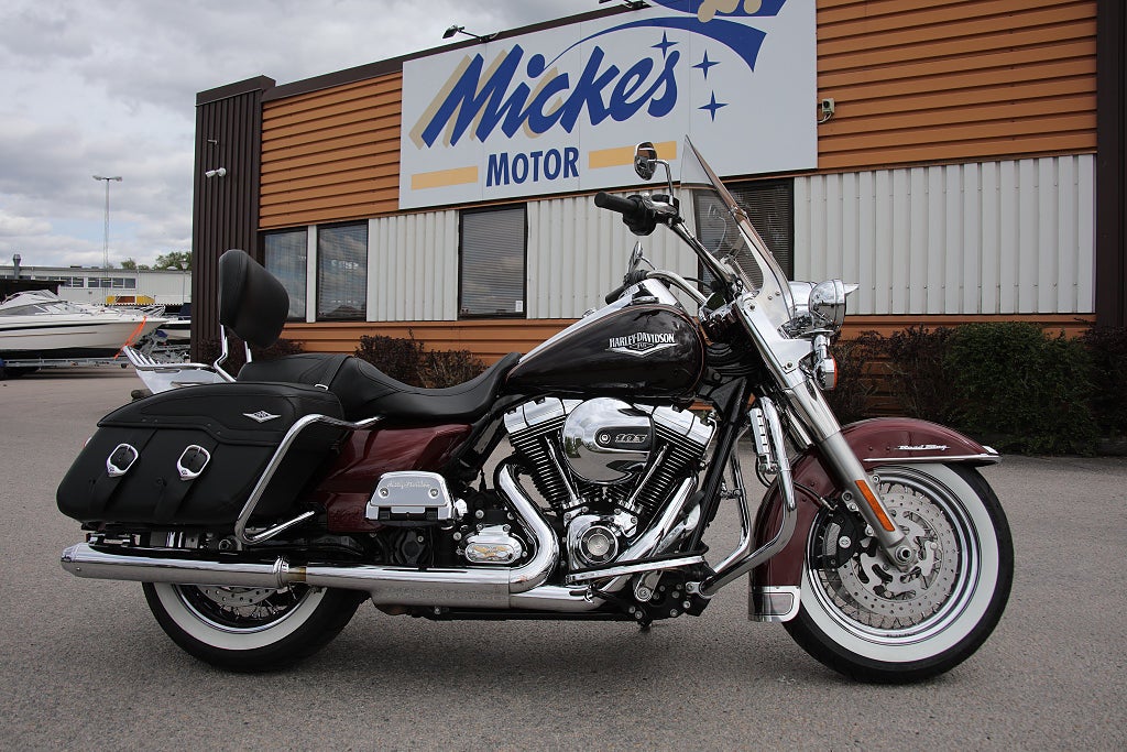 Harley-Davidson FLHRC Road King Classic ABS High Output Twin Cam 103