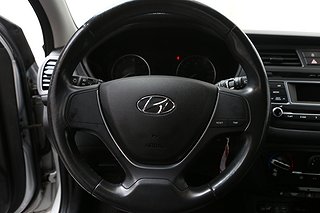 Halvkombi Hyundai i20 14 av 21