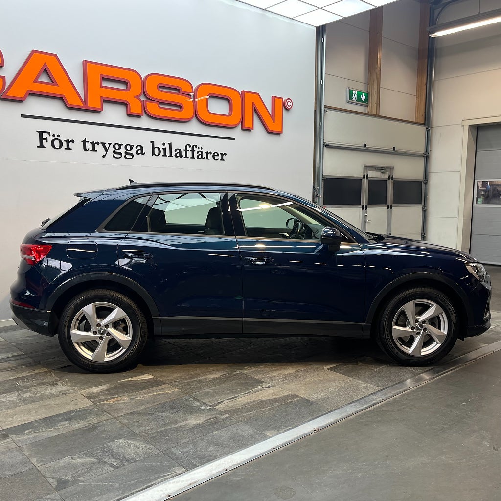 Audi Q3 40 TFSI Q Proline Advanced Cockpit Carplay Värmare Drag