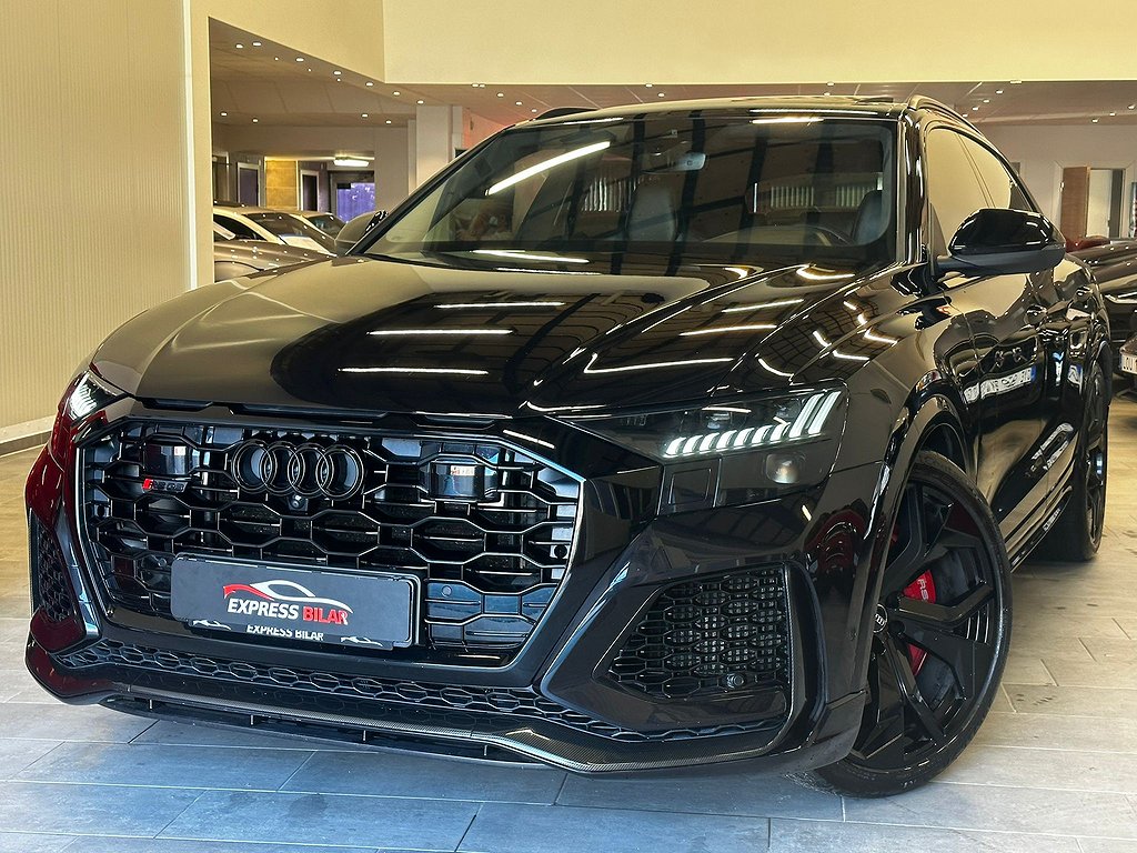 Audi RSQ8 4.0 TFSI Black Edition, SE SPEC