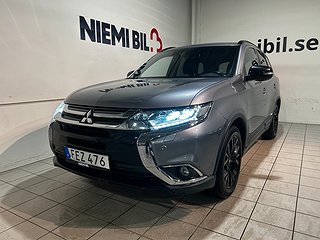 Mitsubishi Outlander 4WD 7-sits Onyx Pano 360° Drag S/V-hjul