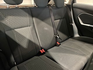 Halvkombi Ford Fiesta 10 av 22