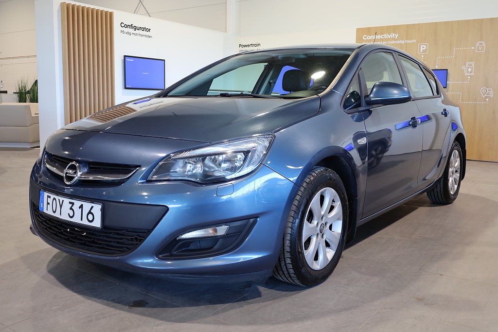 Opel Astra 1,4 Turbo Enjoy 140hk 5D Nybesikt Dragkrok 2015