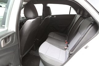 Halvkombi Hyundai i20 19 av 20