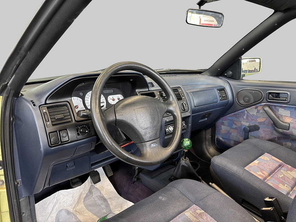 Ford Escort Cabriolet 1.6 Manual, 5-trins, 90ps, 1994