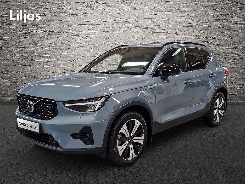 Volvo XC40 Recharge T4 Plus Dark