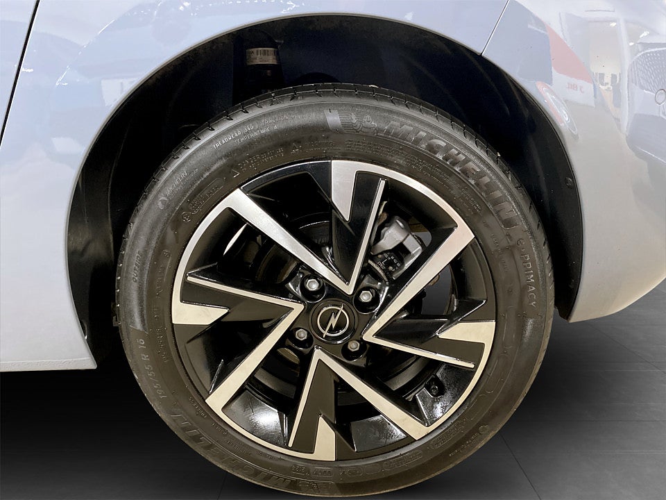 Bild på Opel Corsa GS 1.2 PT 130hk Aut B-KAMERA CARPLAY