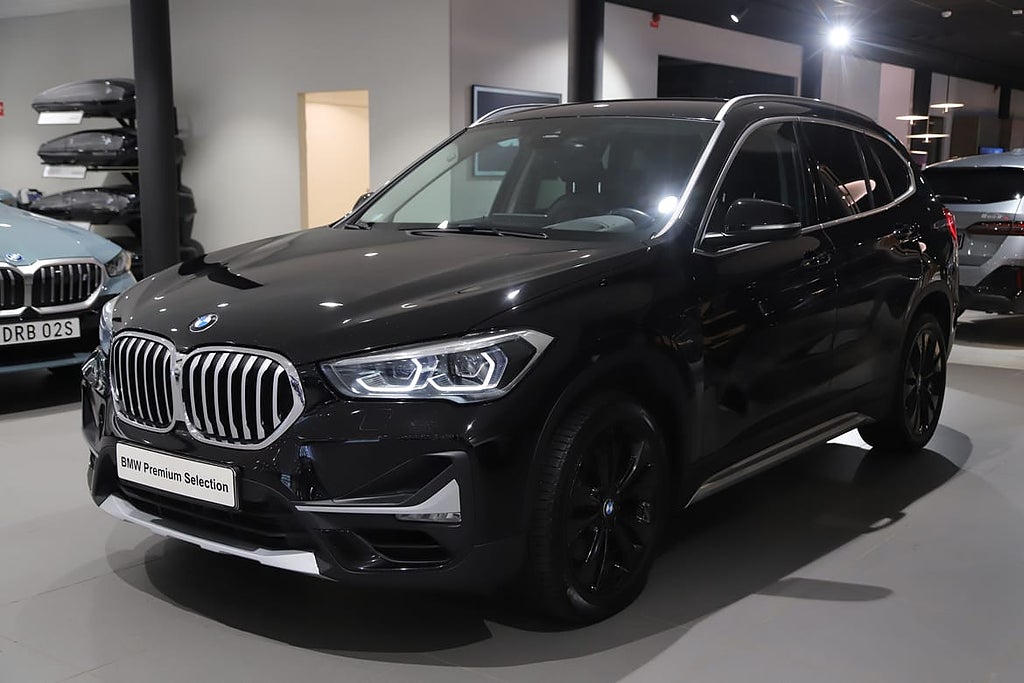 BMW X1 sDrive 20i / 18" / HUD / Hifi / Navigation