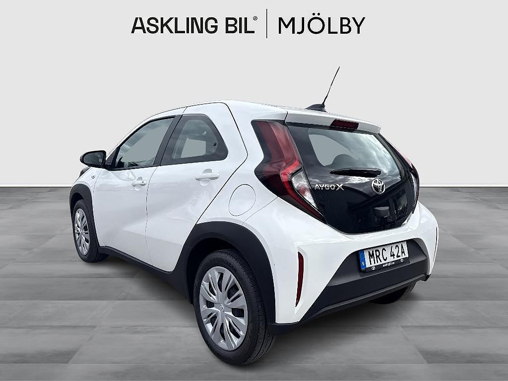 Toyota Aygo 2022 - miniatyr 3
