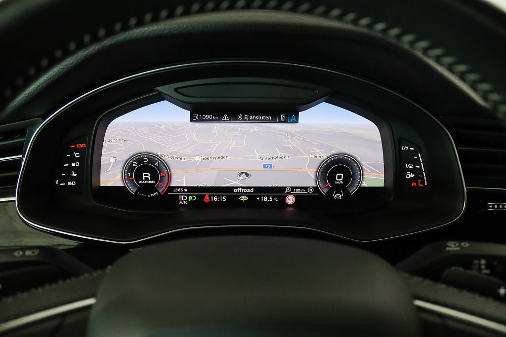 Audi Q8 50 TDI Quattro S Line Matrix B&O Panorama Dragkrok