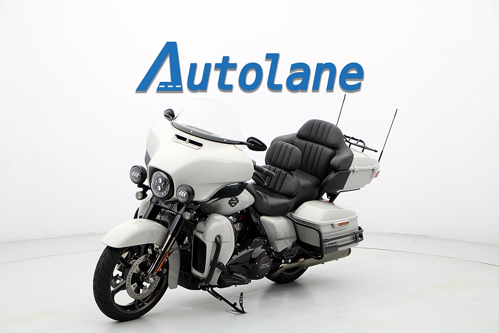 Harley-Davidson CVO Ultra Limited *Vance & Hines* Sommarkampanj 4,99%