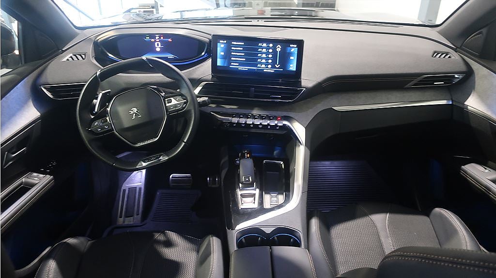 Bild på Peugeot 3008 GT 1.2 PT 130hk Aut - ELBAKLUCKA