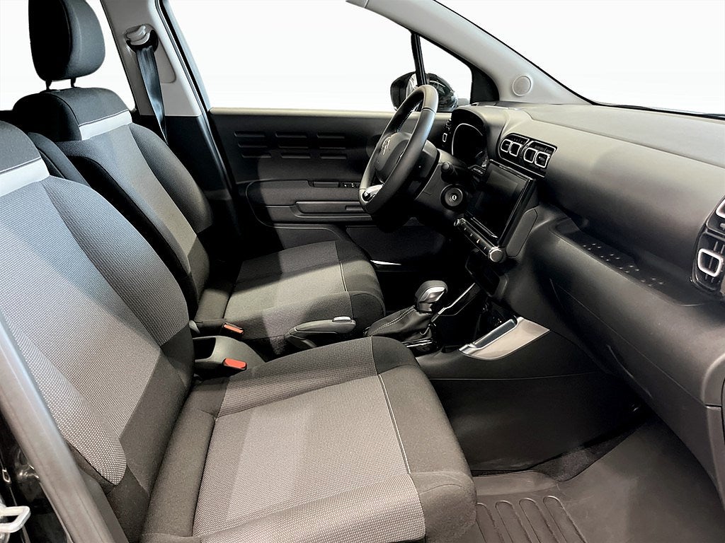 Bild på Citroën C3 Aircross Shine 1.2 PT 130hk Aut - CARPLAY, BACKSENSORER