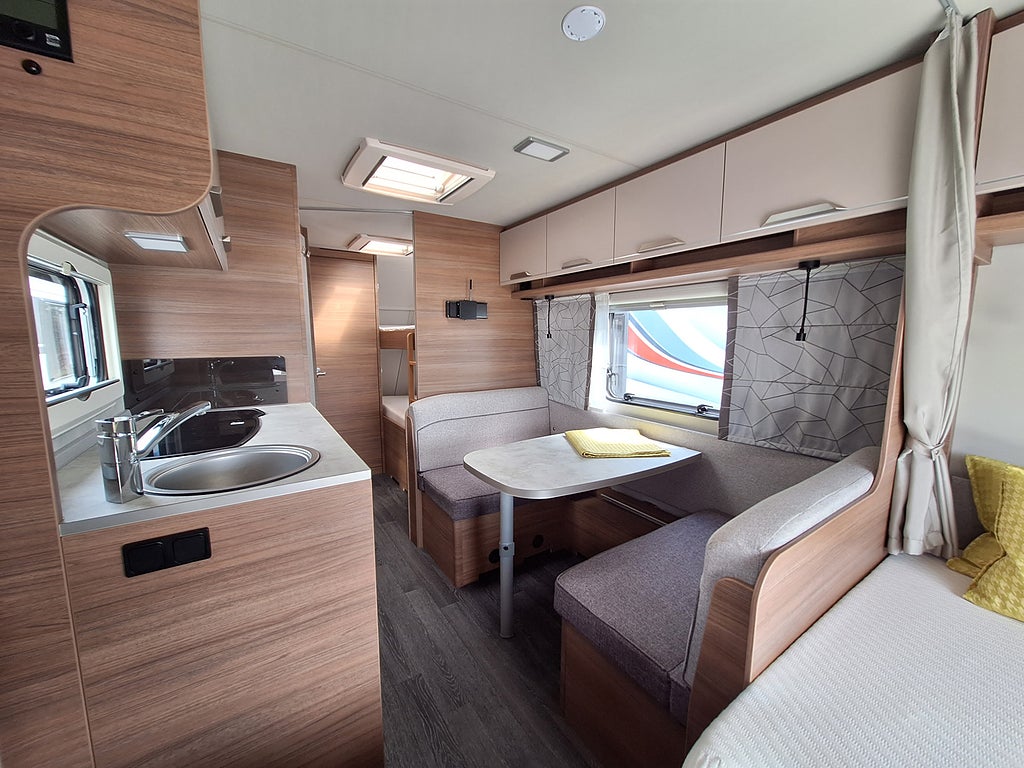 Knaus Sport 500 KD Barnkammare, 1 Ägare, Nytt Tält