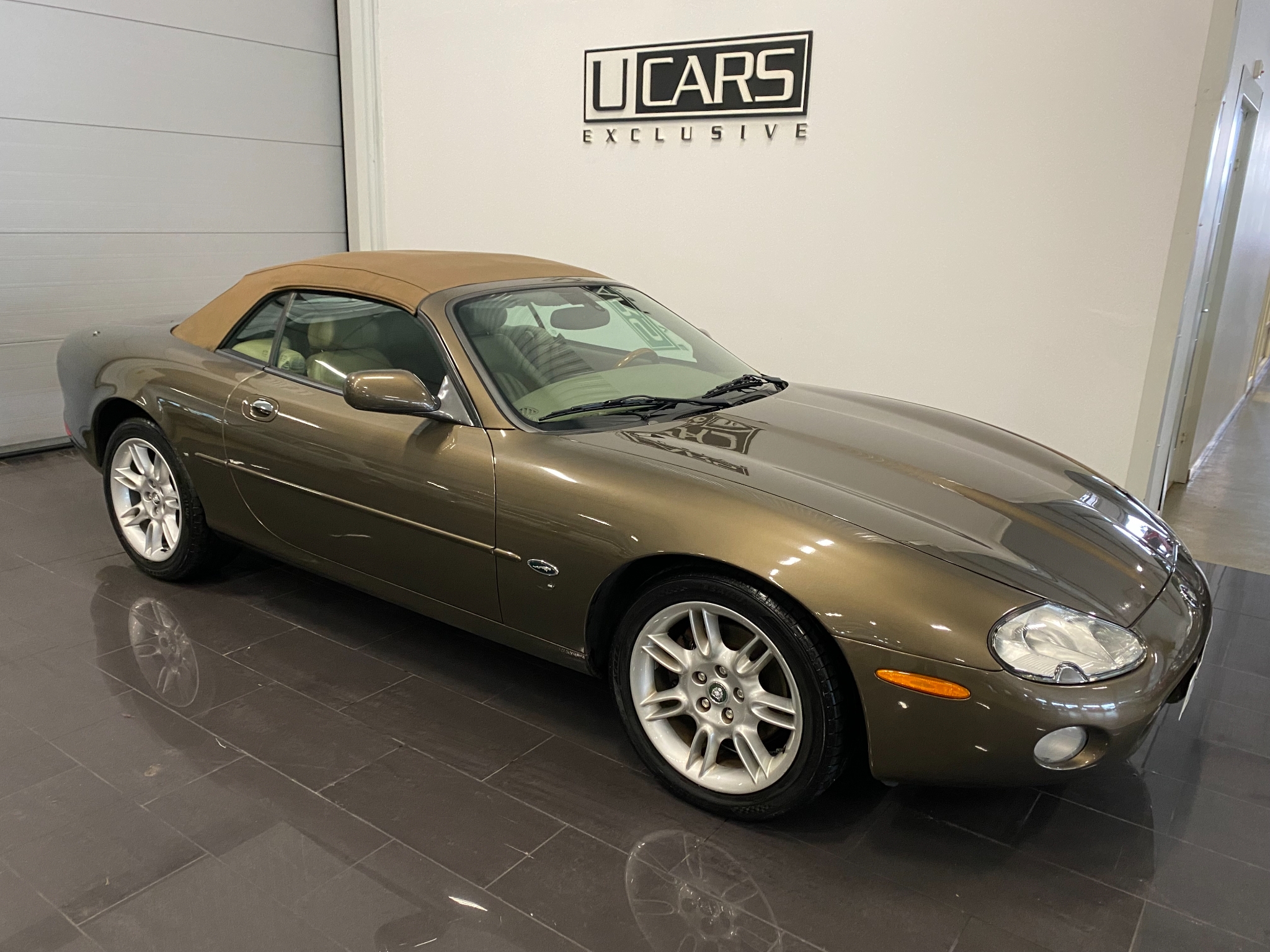 Jaguar XK 8 Convertible 4.0 V8 2001, bild 7/52