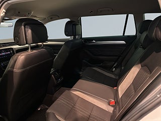 Volkswagen Passat Alltrack 2.0 TDI SCR AWD Alltrack Drag Dvärm Kamera GPS SoV – bild 13