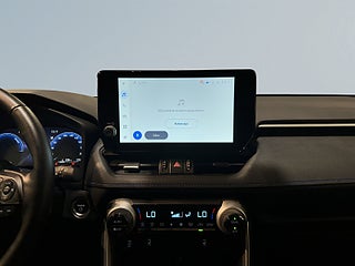 Toyota RAV4 Hybrid AWD-i E-CVT Drag Mvärm Psens Kamera Elstol SoV – bild 11