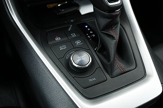SUV Toyota RAV4 20 av 26