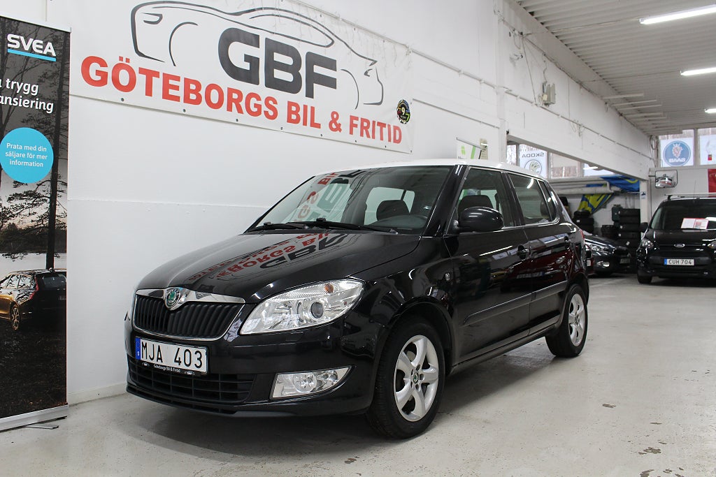 Skoda Fabia 1.2 TSI Elegance  Skatt 536kr / Finans 679kr mån